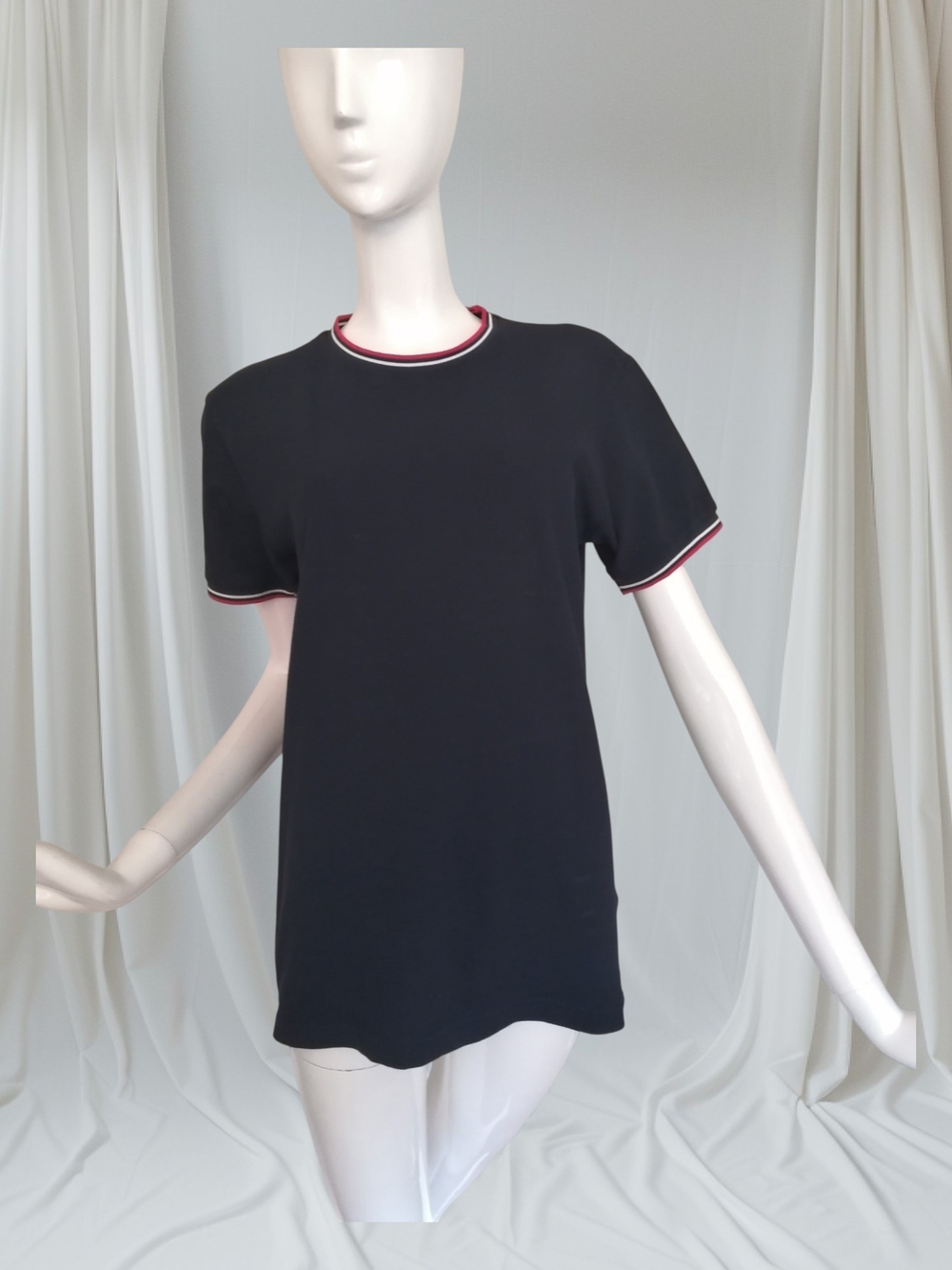 Women's Bleu Short-Sleeve Tee with Red-Trim Crew Neck
